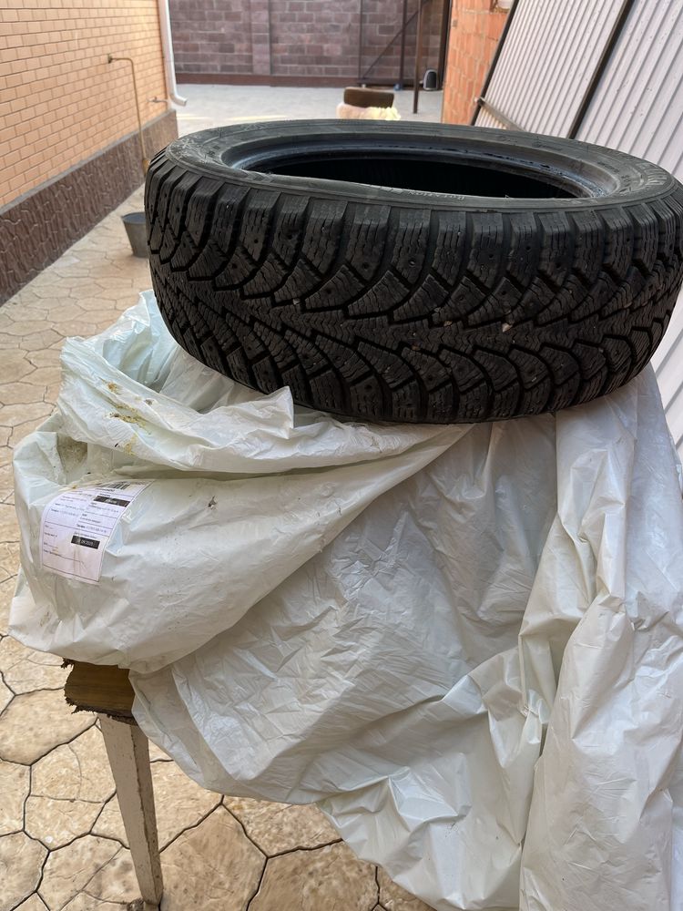 Продам шины зимние R16 (зима)