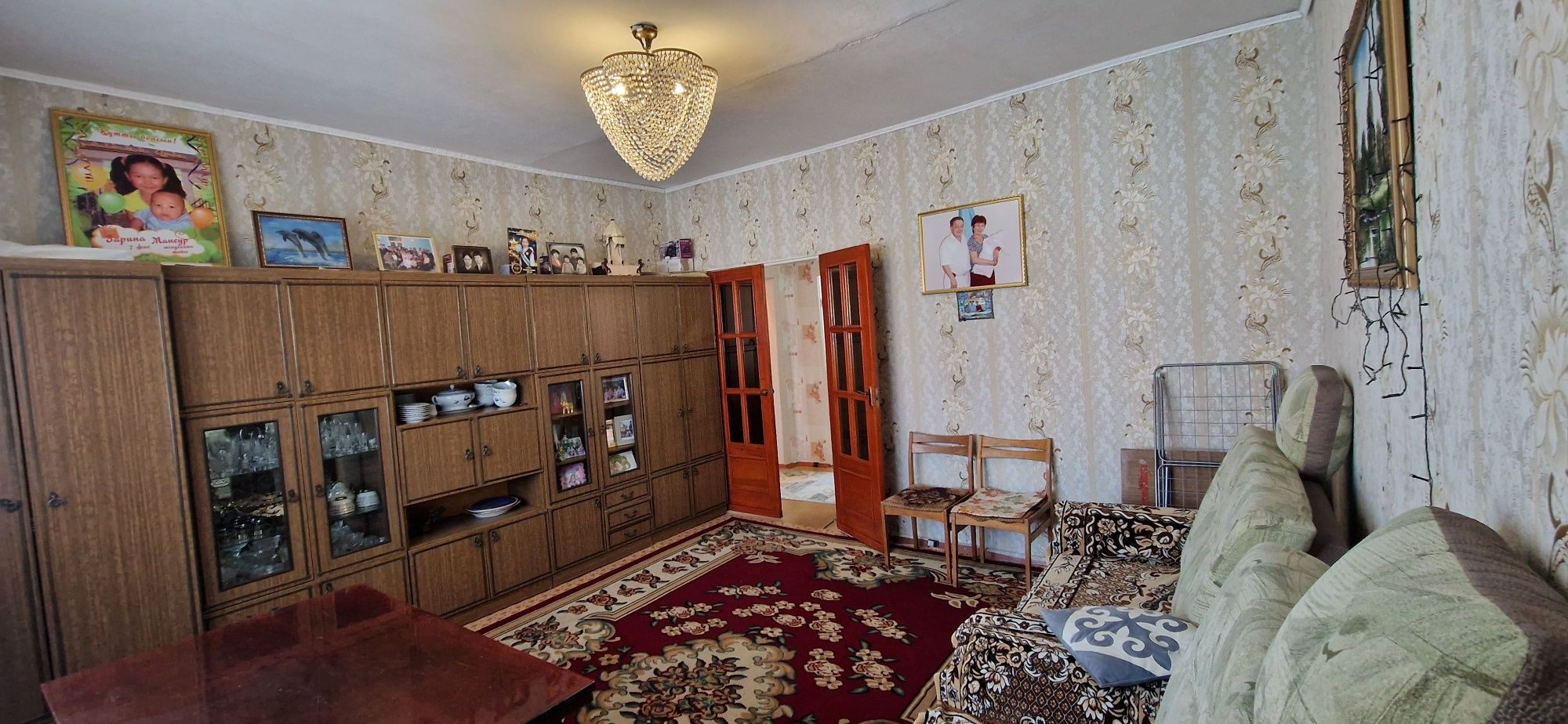 Продаётся или обменяется 4х комнатная лен.пр. Абая 65 на 5 этаже