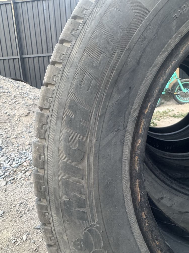 Автошины летный для грузовых