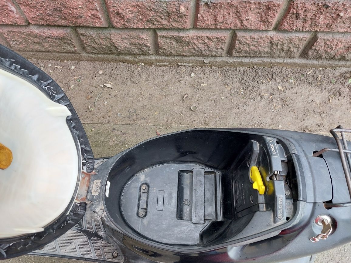 Продам Мопед Honda DIO на запчасти