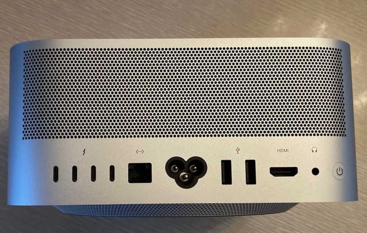 Apple Mac Studio M1 Max 32GB 2TB+2TB SSD в полном комплекте