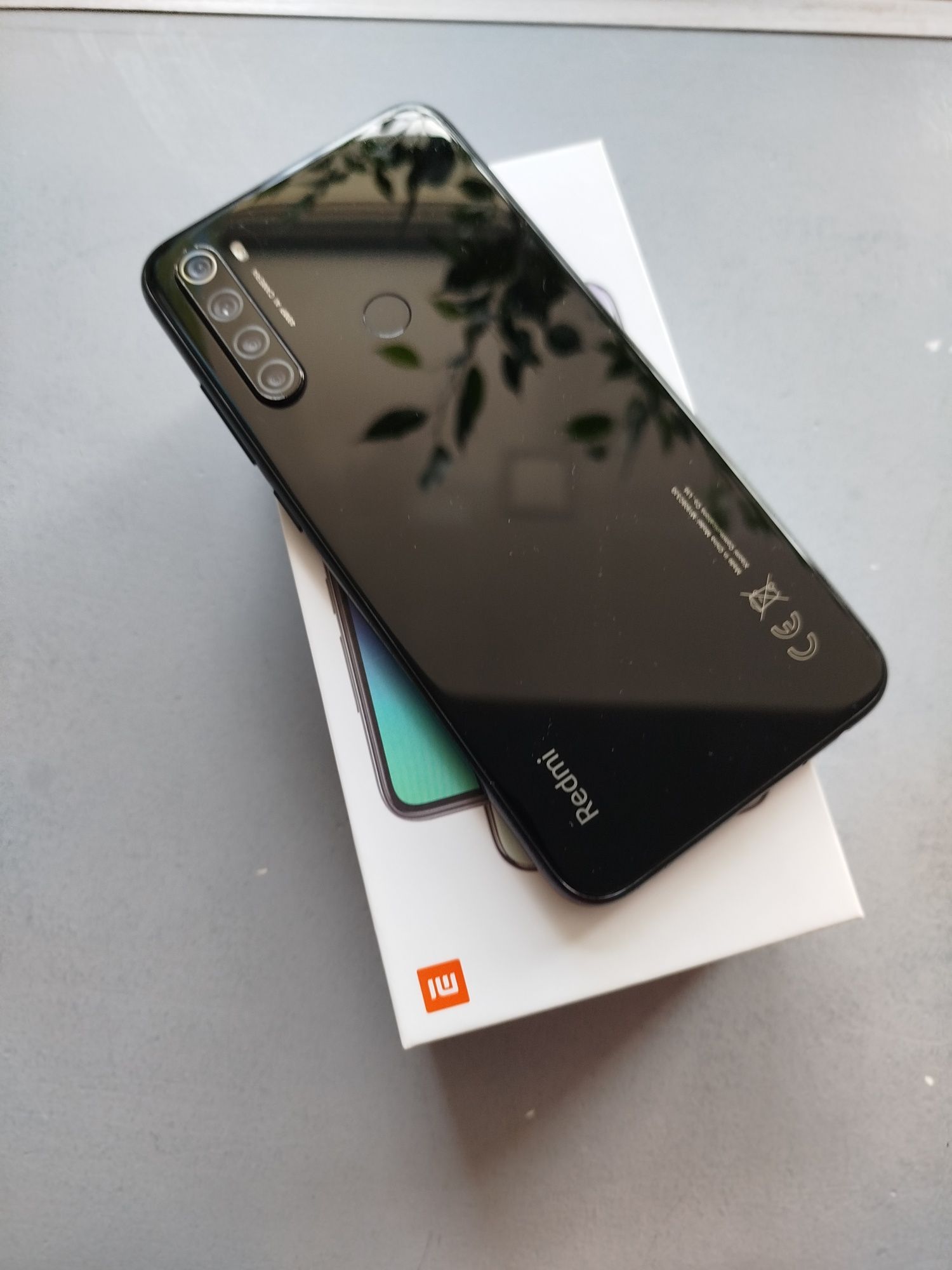 Смартфон Xiaomi Redmi Note 8 4/64GB Space Black
