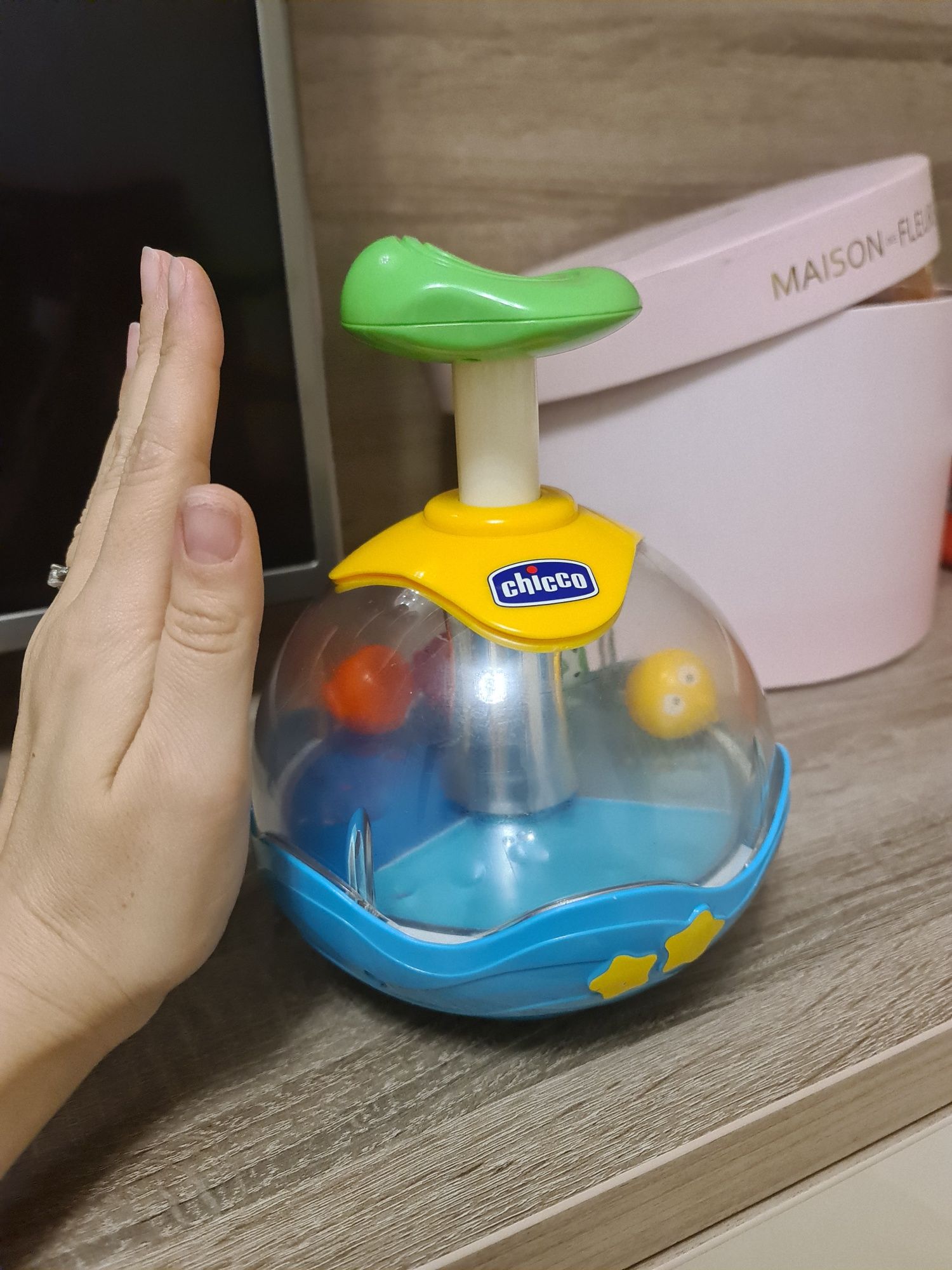 Продам игрушку Chicco Юла развивающая музыкальная