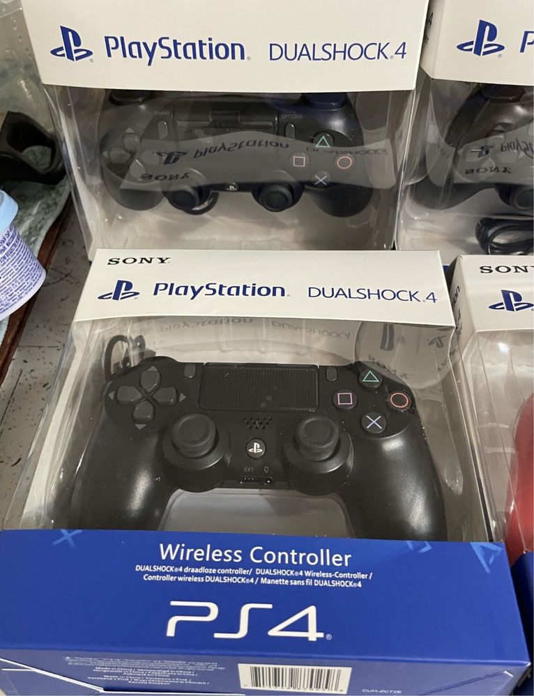 Sony ps4 DualShock (геймпад, джойстик)