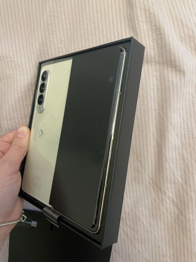 Samsung Galaxy Z Fold 4,  256gb