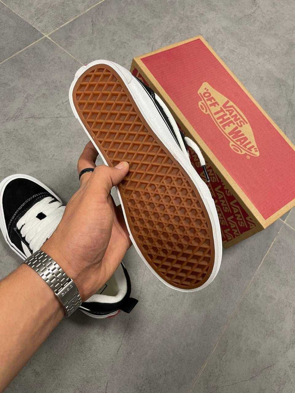 Vans кнуд скул 99