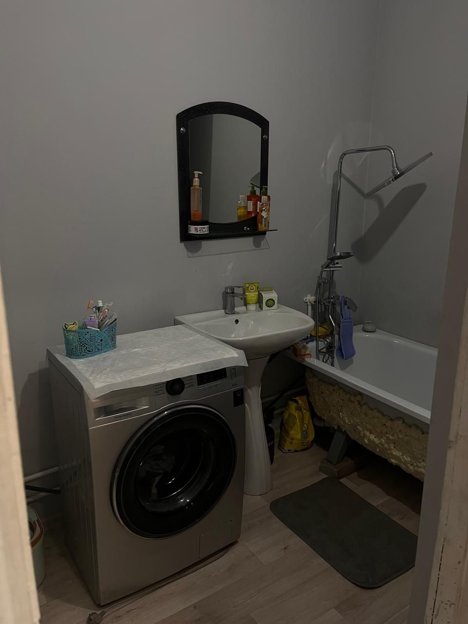Продам часть дома(с.Якорь) · 3 комнаты · 99 м² · 20 сот., Полевая 5