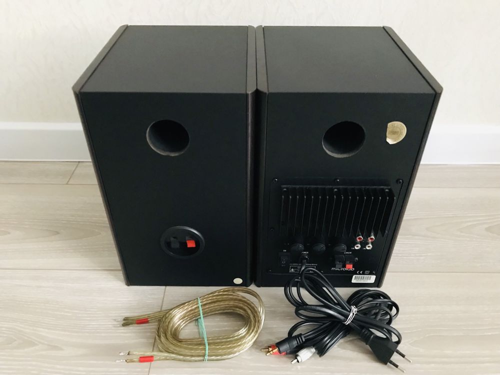 Акустические колонки microlab