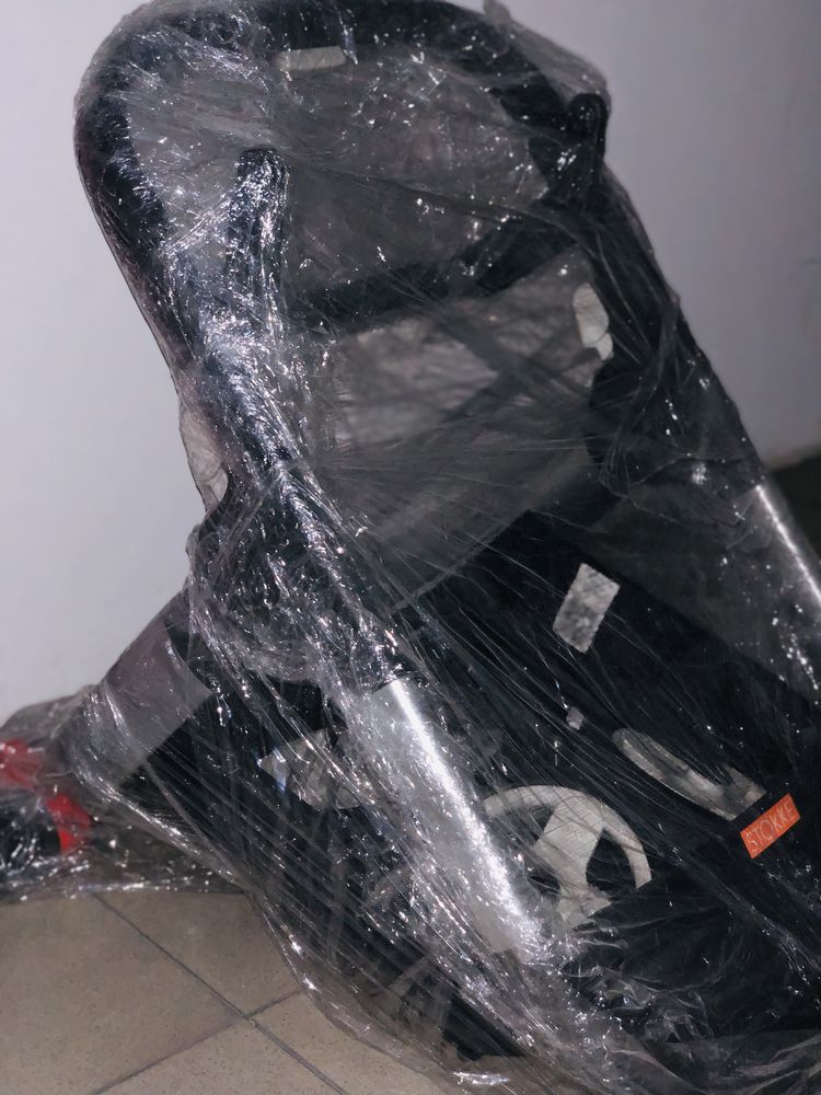 Продам Коляска STOKKE 3в1 в отличном сосстоянии
