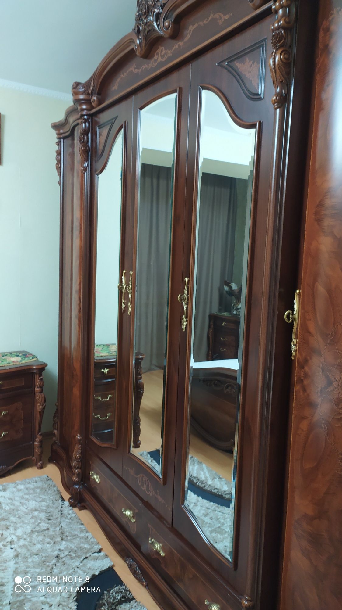 Срочно продам спальную мебель