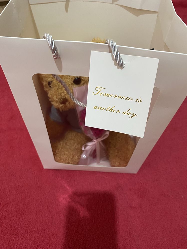 Безторг . Срочно  бокс  подарочный  продам .