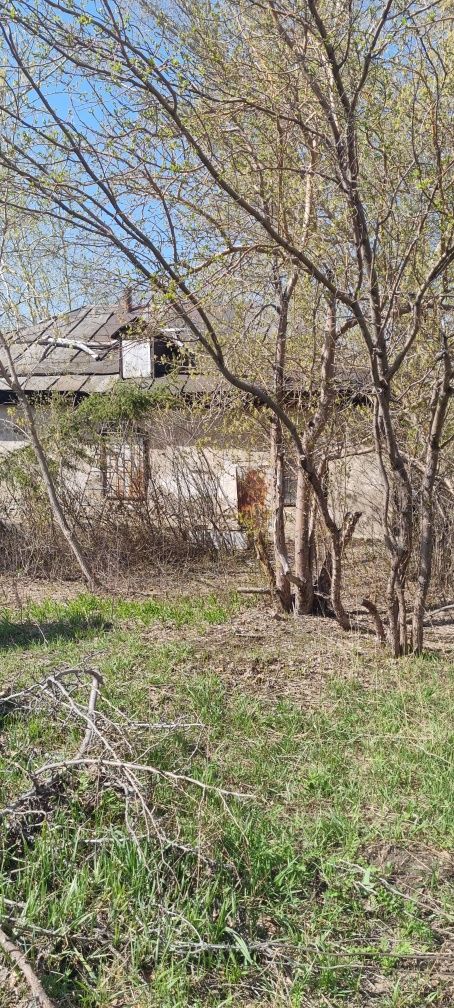 Продам участок с домом . Зимний вариант