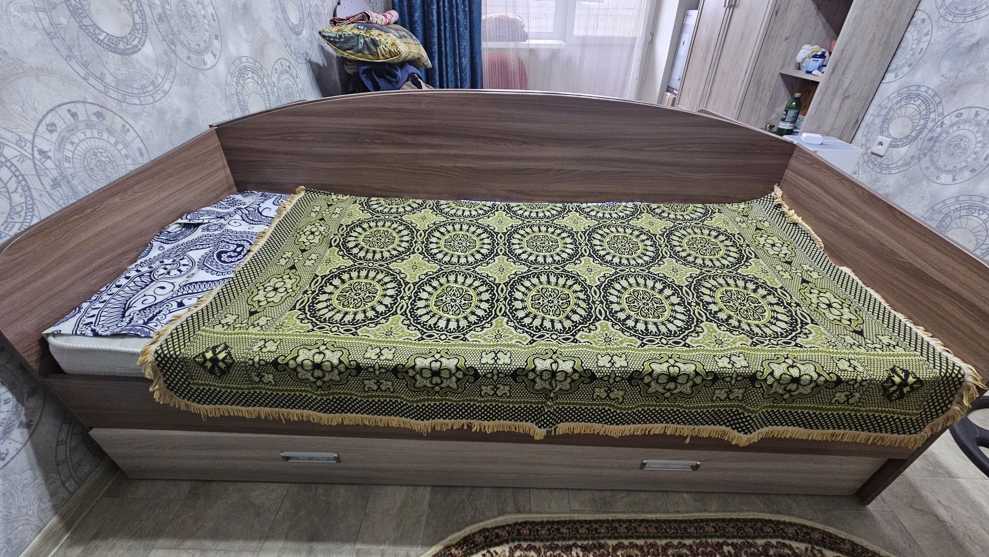 Продам две кровати за 40000