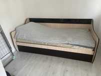 Продам кровать, размер 90x2000. Самовывоз, разбирается.