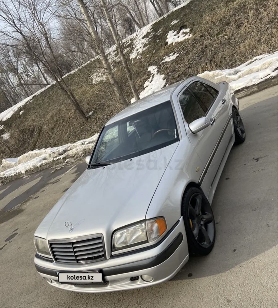Mercedes-Benz C 280