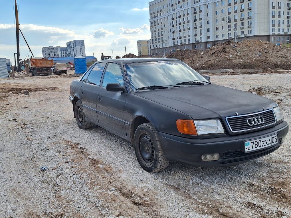 Продам Ауди 100 с4 2.3 автомат