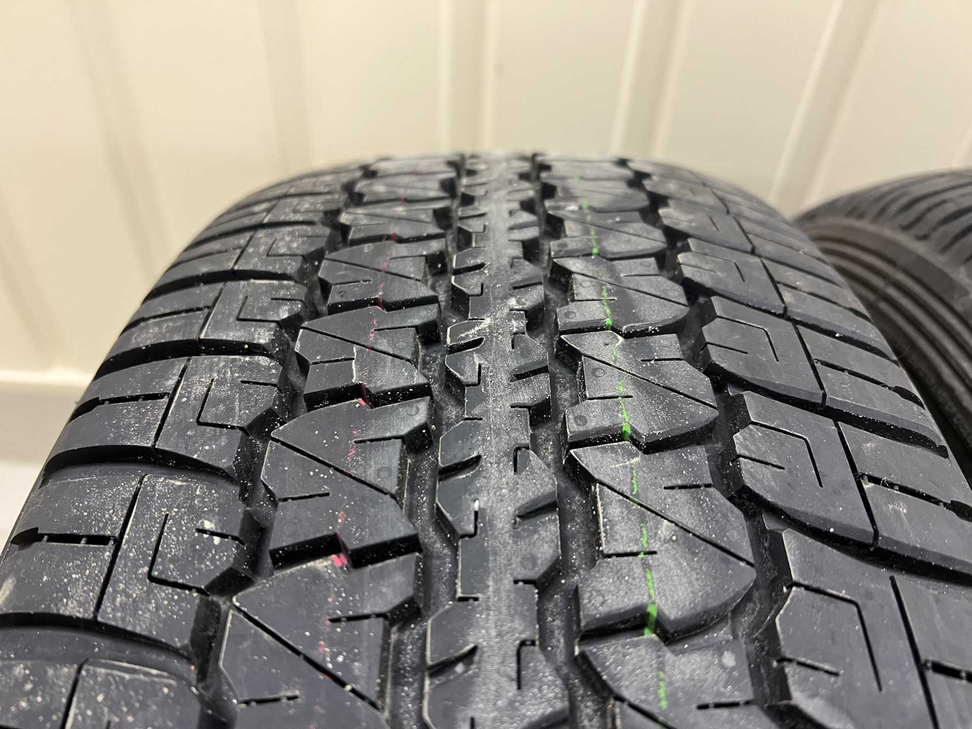 Продам японскую резину Dunlop Grandtrek AT30 265/55/19, почти новая
