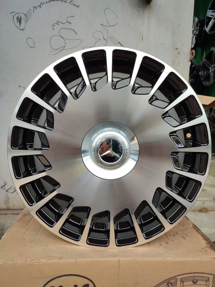 Продается комплек R20 5x112 Mercedes