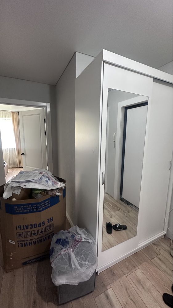 Продам шкаф купе новый