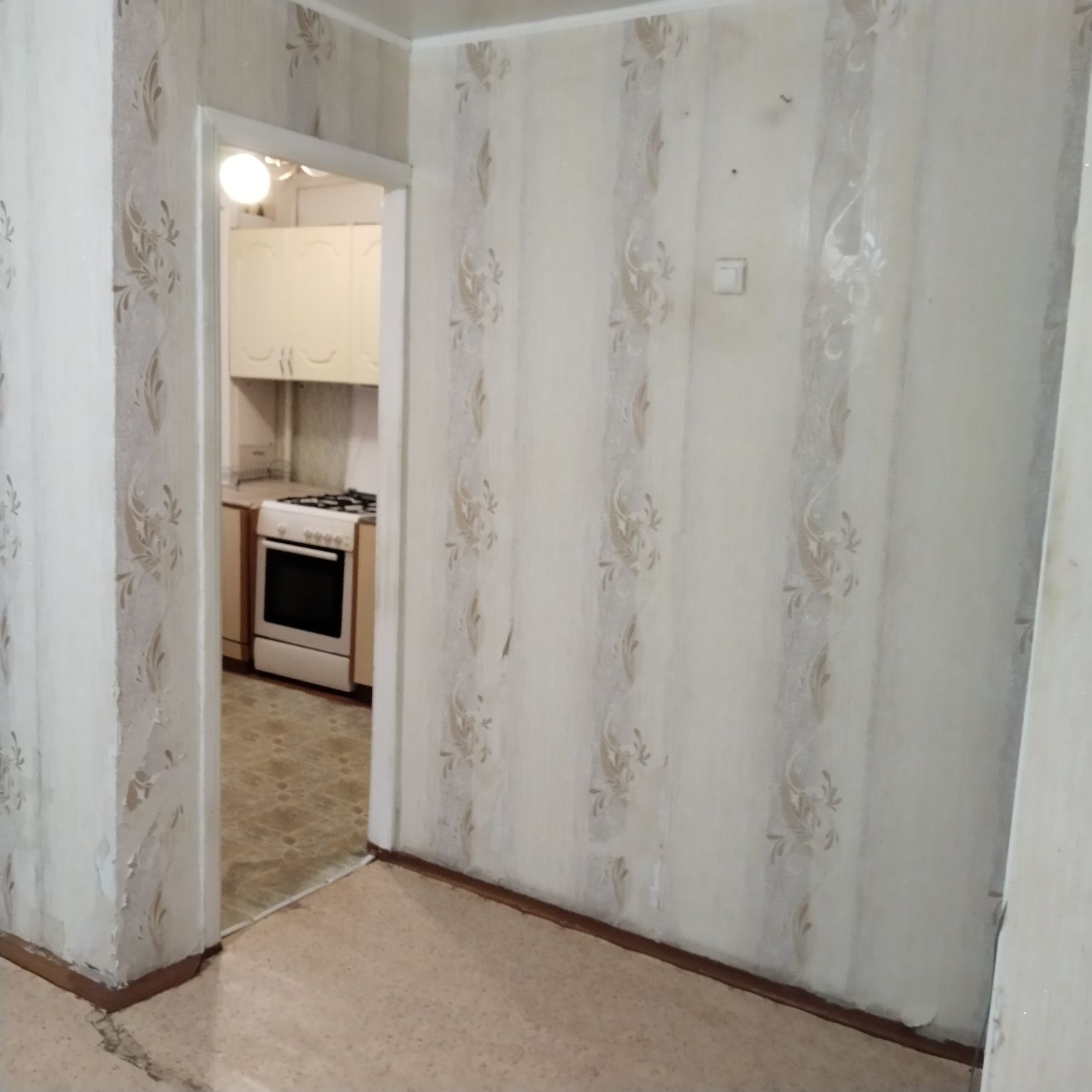 Продам 2 комнатную квартиру