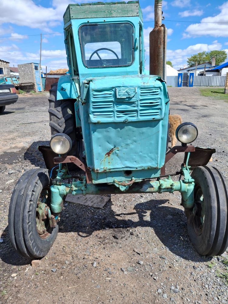 Продам трактор Т-40