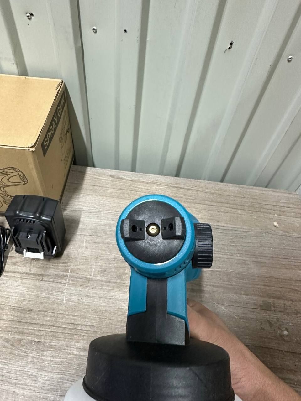 Скидка! Аккумуляторный краскопульт Makita 4Ач