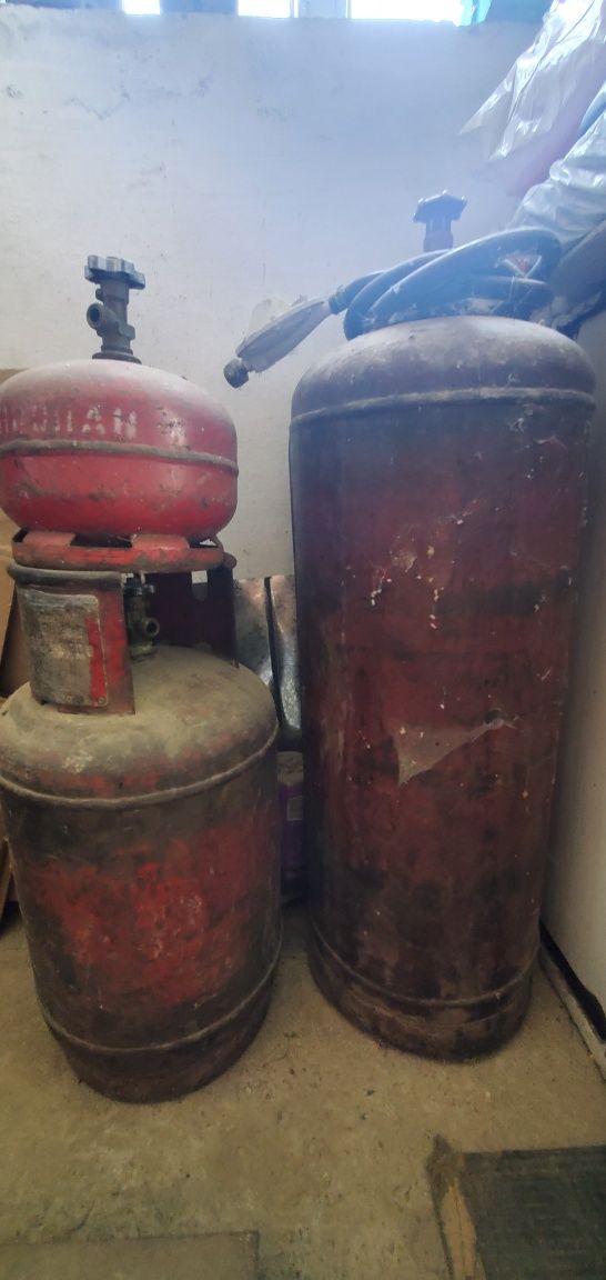 Продажа газовой плиты с баллонами