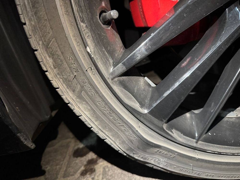 Шины Bridgestone R19