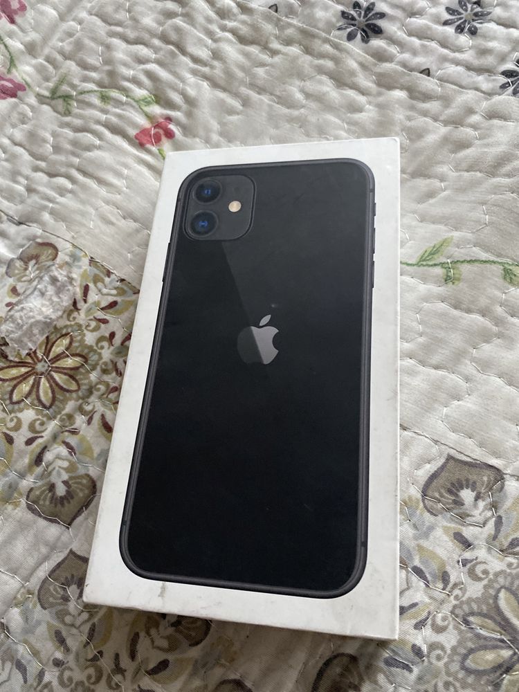 Продам айфон 11 64gb