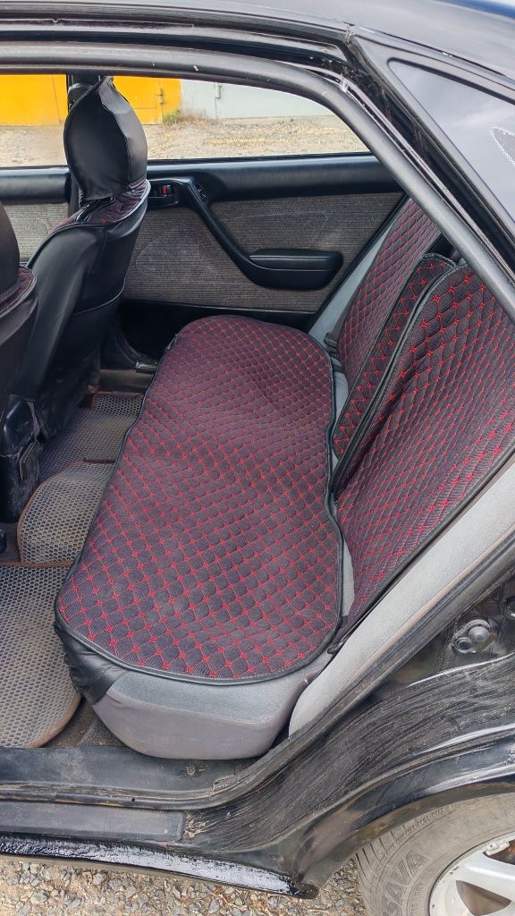Toyota  Carina E