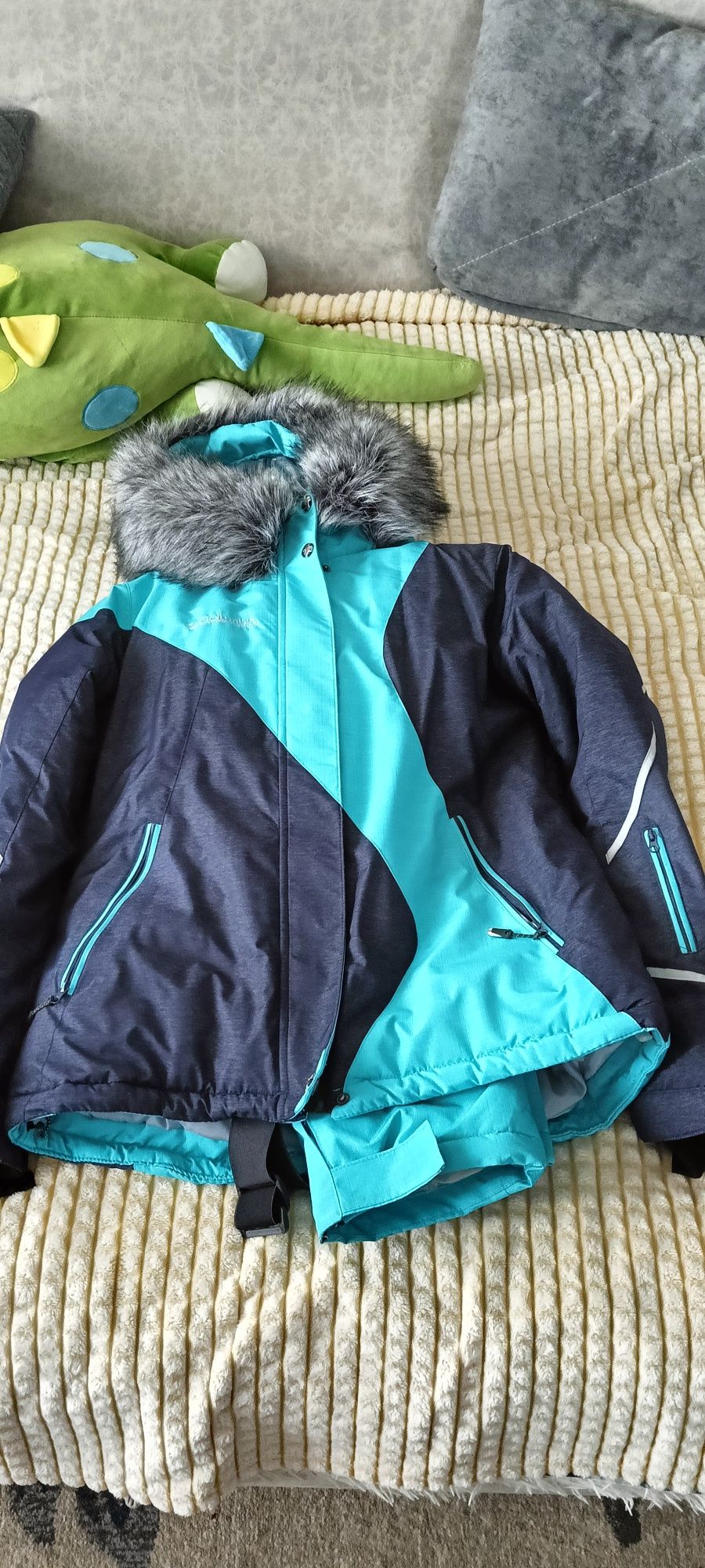 Женский лыжный костюм