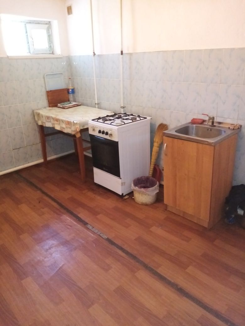 Сдам комнату в районе КОЛХОЗНОГО РЫНКА, В часном секторе