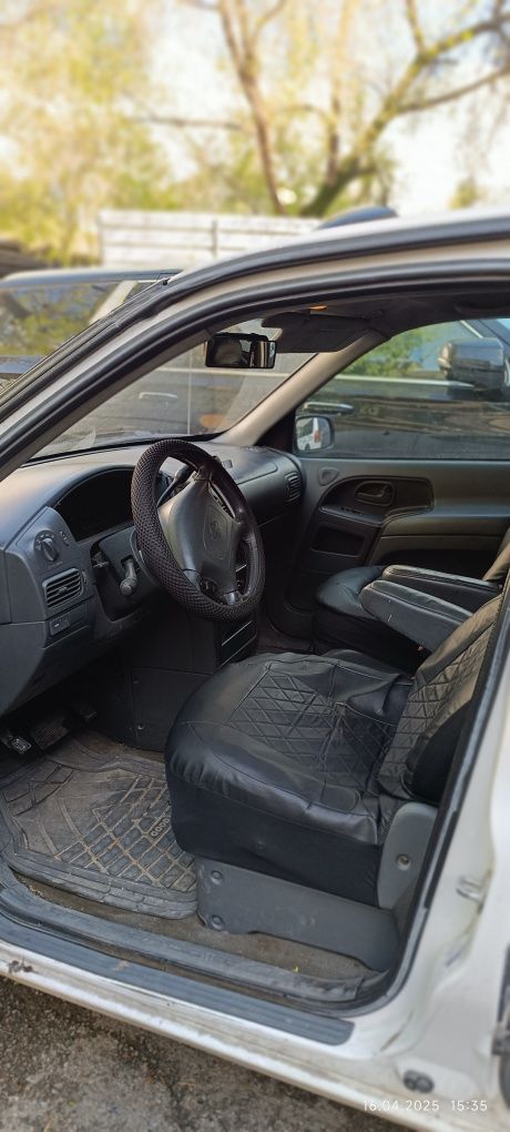 Продам Nissan Quest