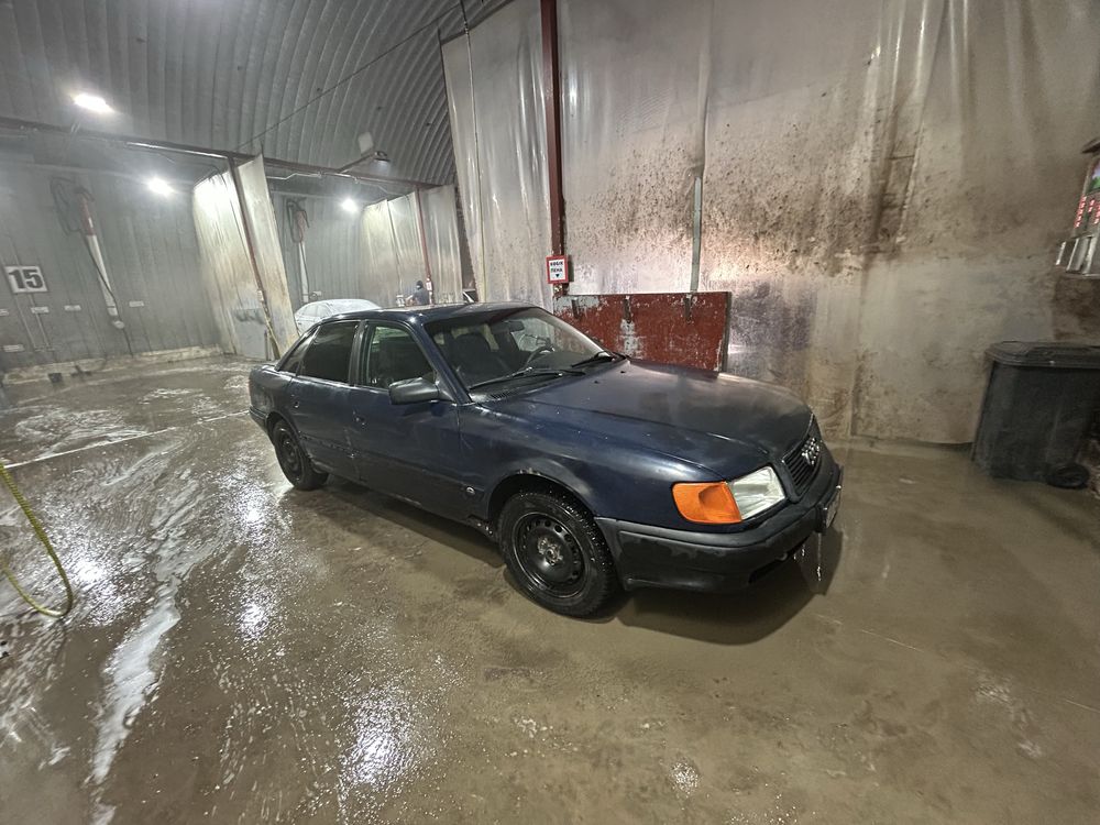 ауди 100 с4. 2 л моно.