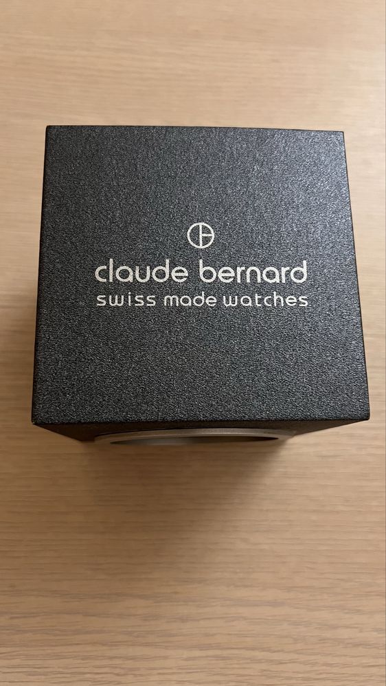 Часы женские Claude Bernard