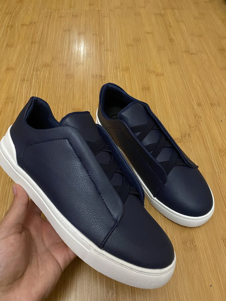 Темно синие кеды от Zegna