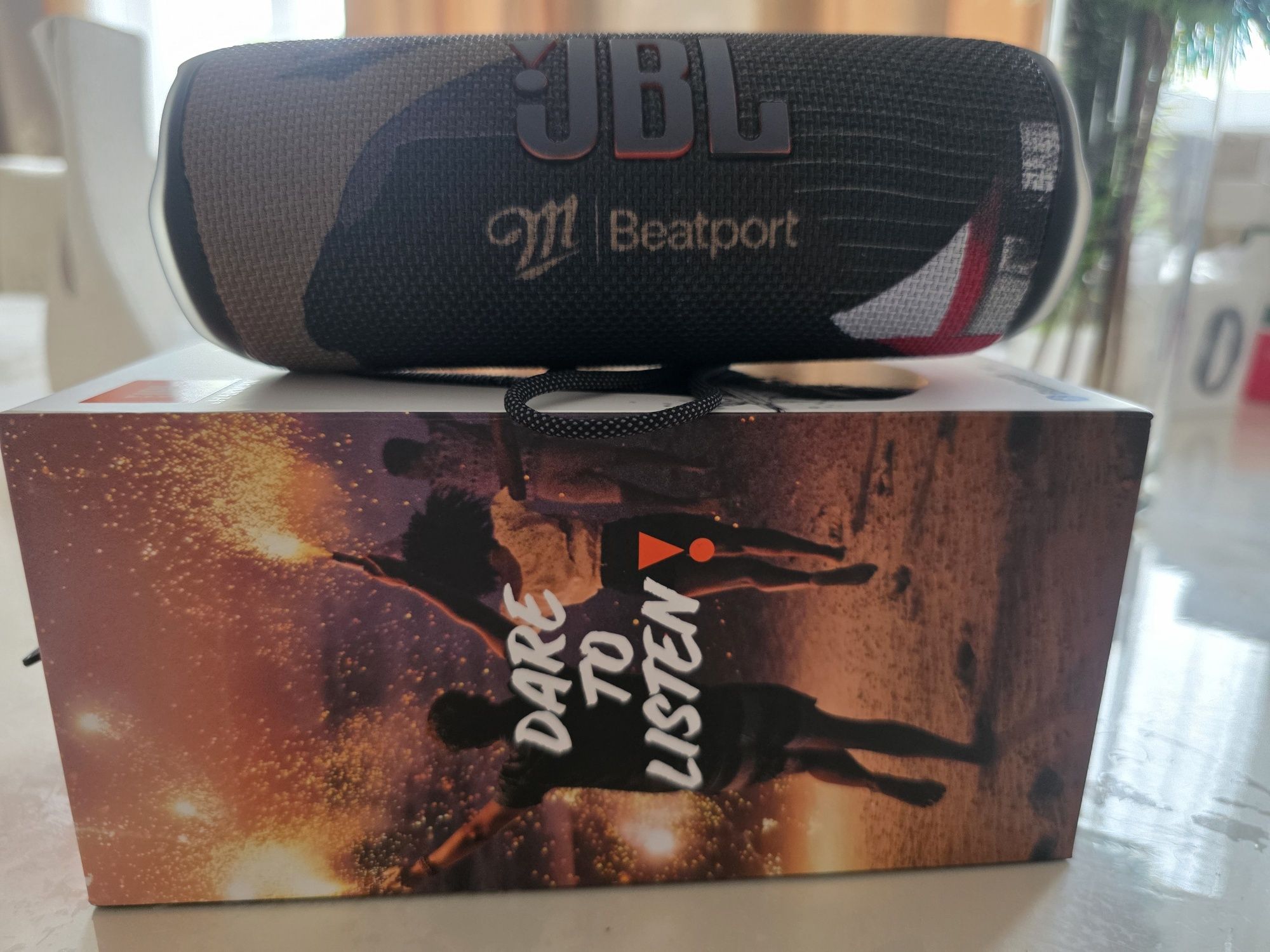 Продам JBL Flip 6