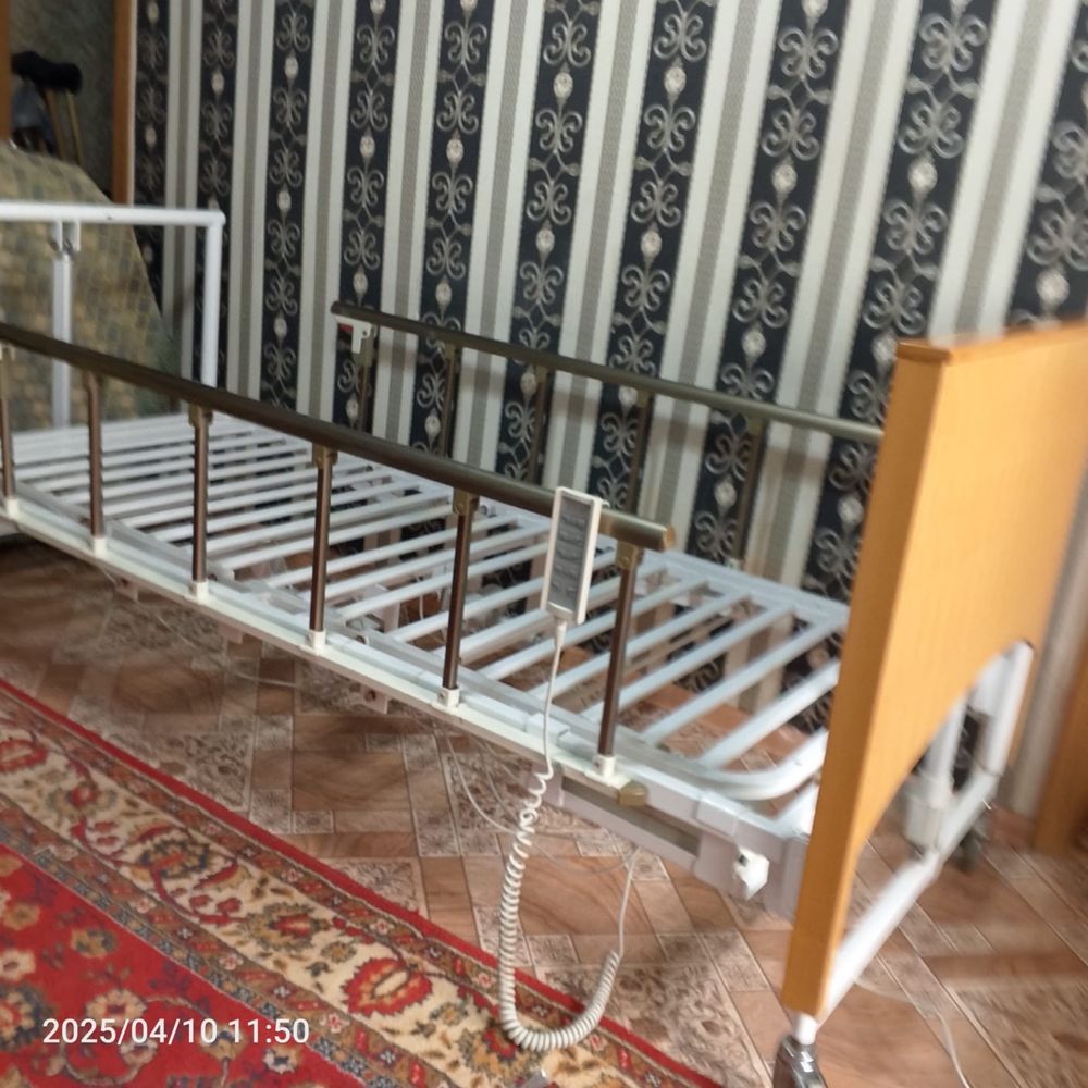 Кровать для лежачих больных