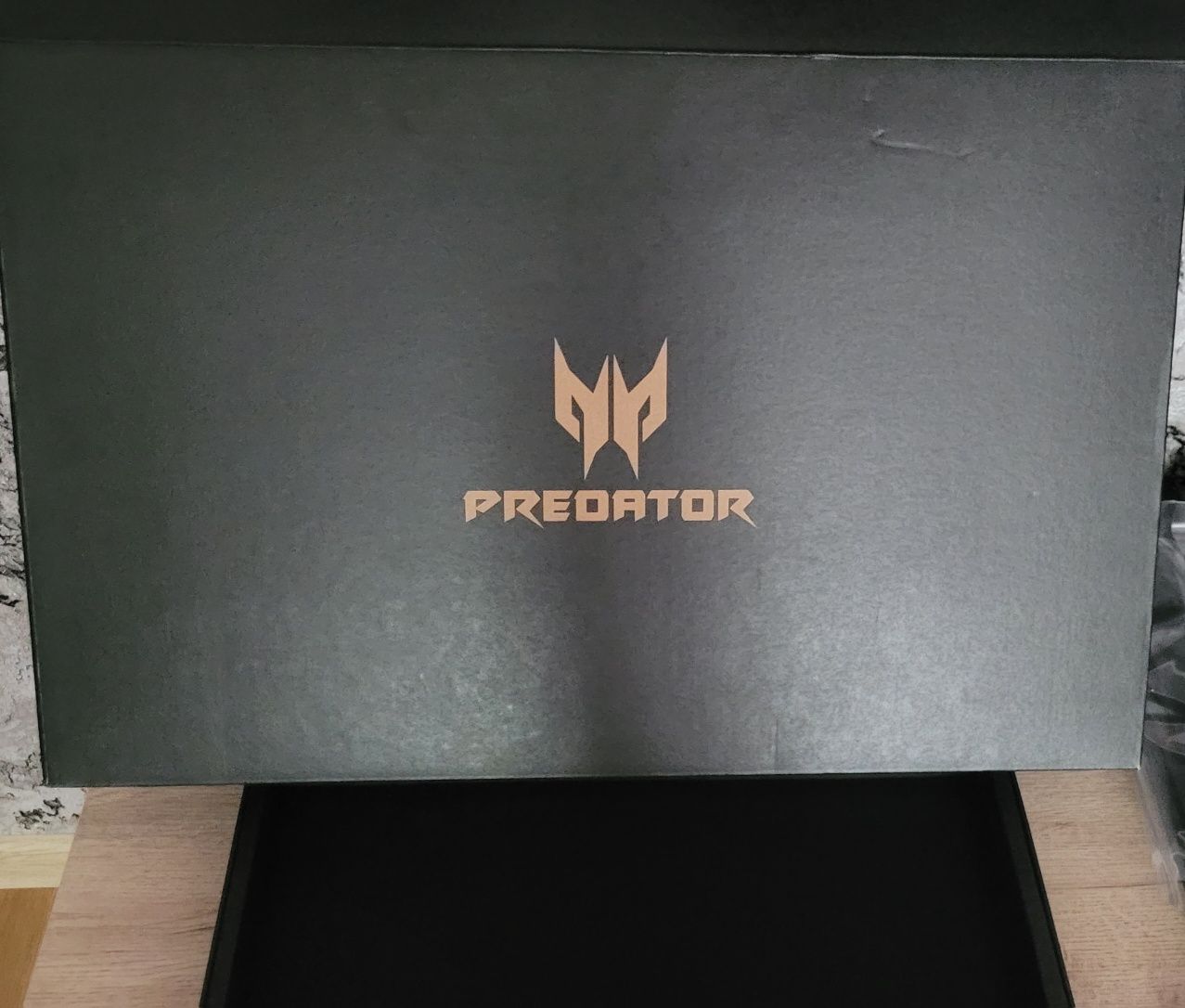 Predator helios 300