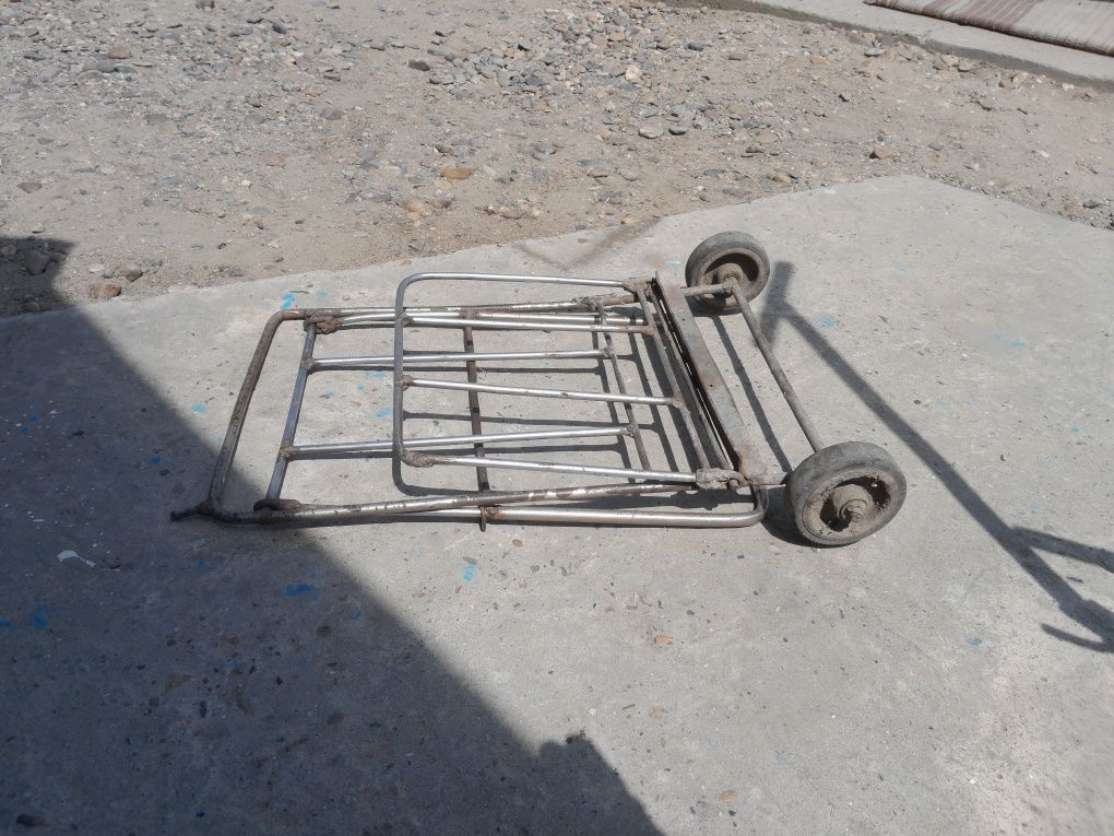Продам тележку для сумки.
