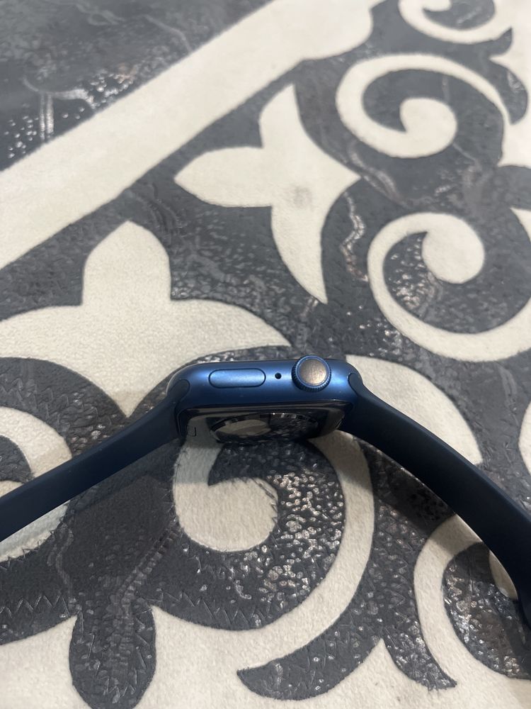Продам apple watch 7