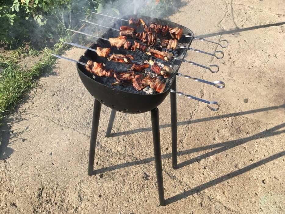 мангал новый на ножках