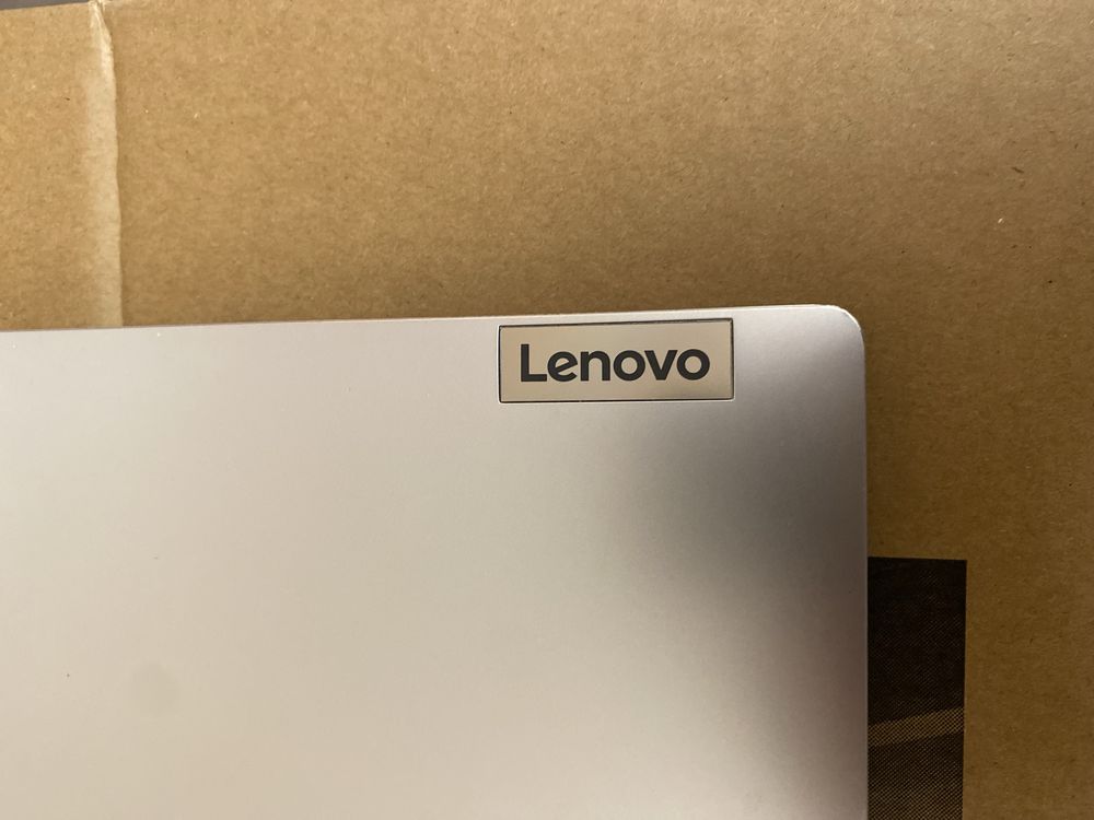 Ноутбук Lenova 256GB SSD