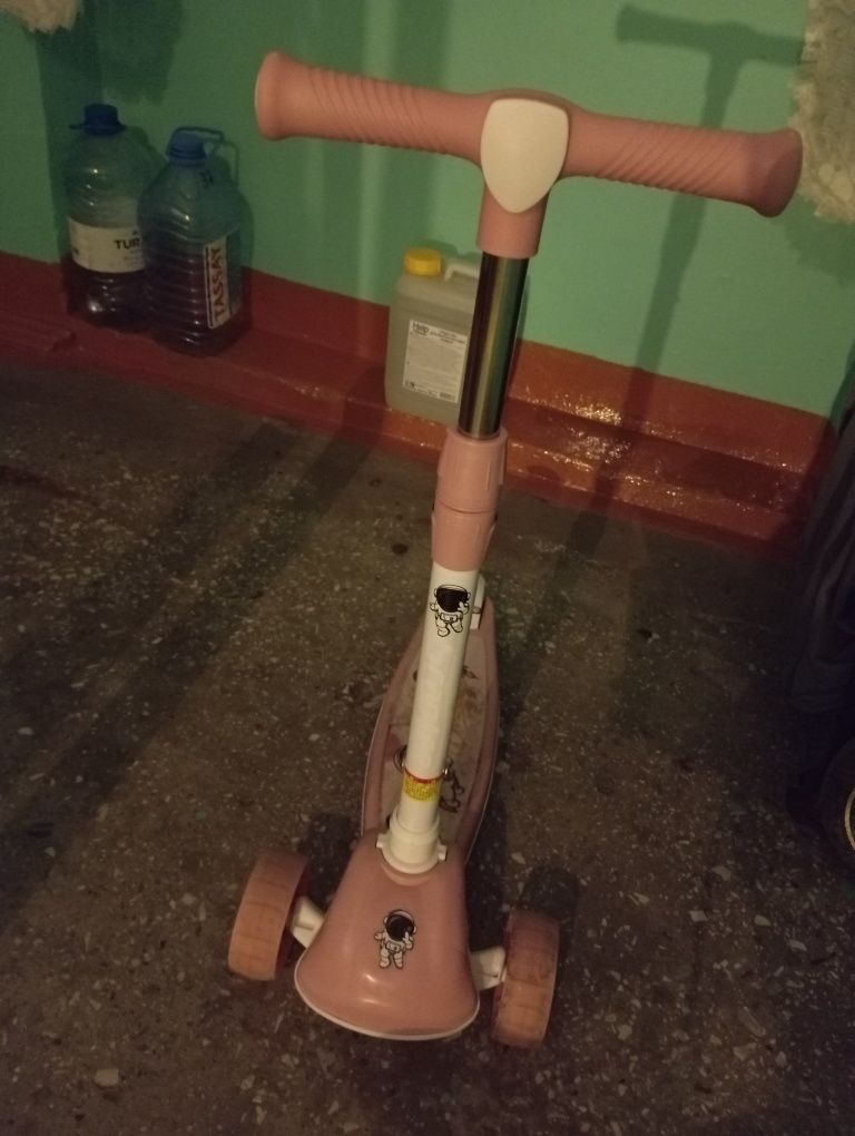 Продам   самокат