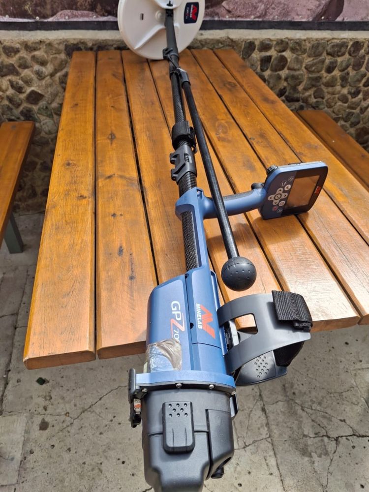 Продам Minelab 7000