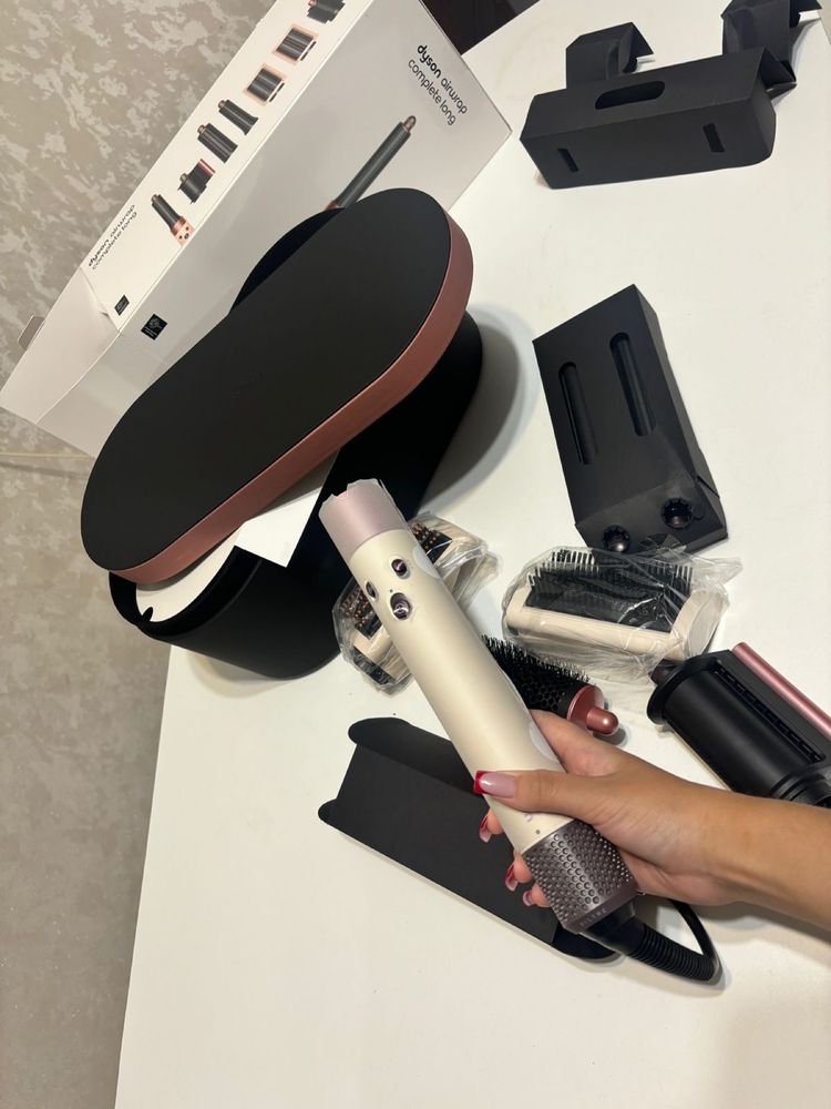 Dyson стайлер сакура цвет