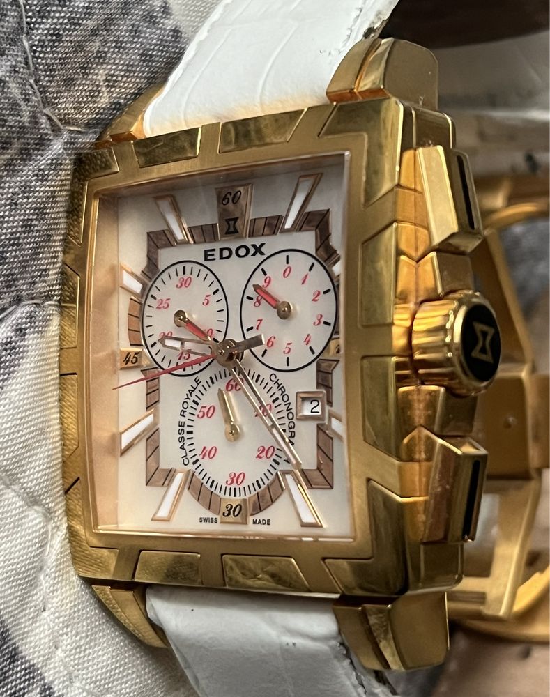 Швейцарские часы Edox Classe Royale Chronograph