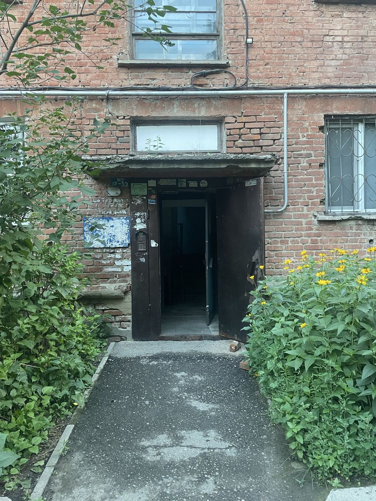 Продается 2х ком. квартира, р-н маг. Колос