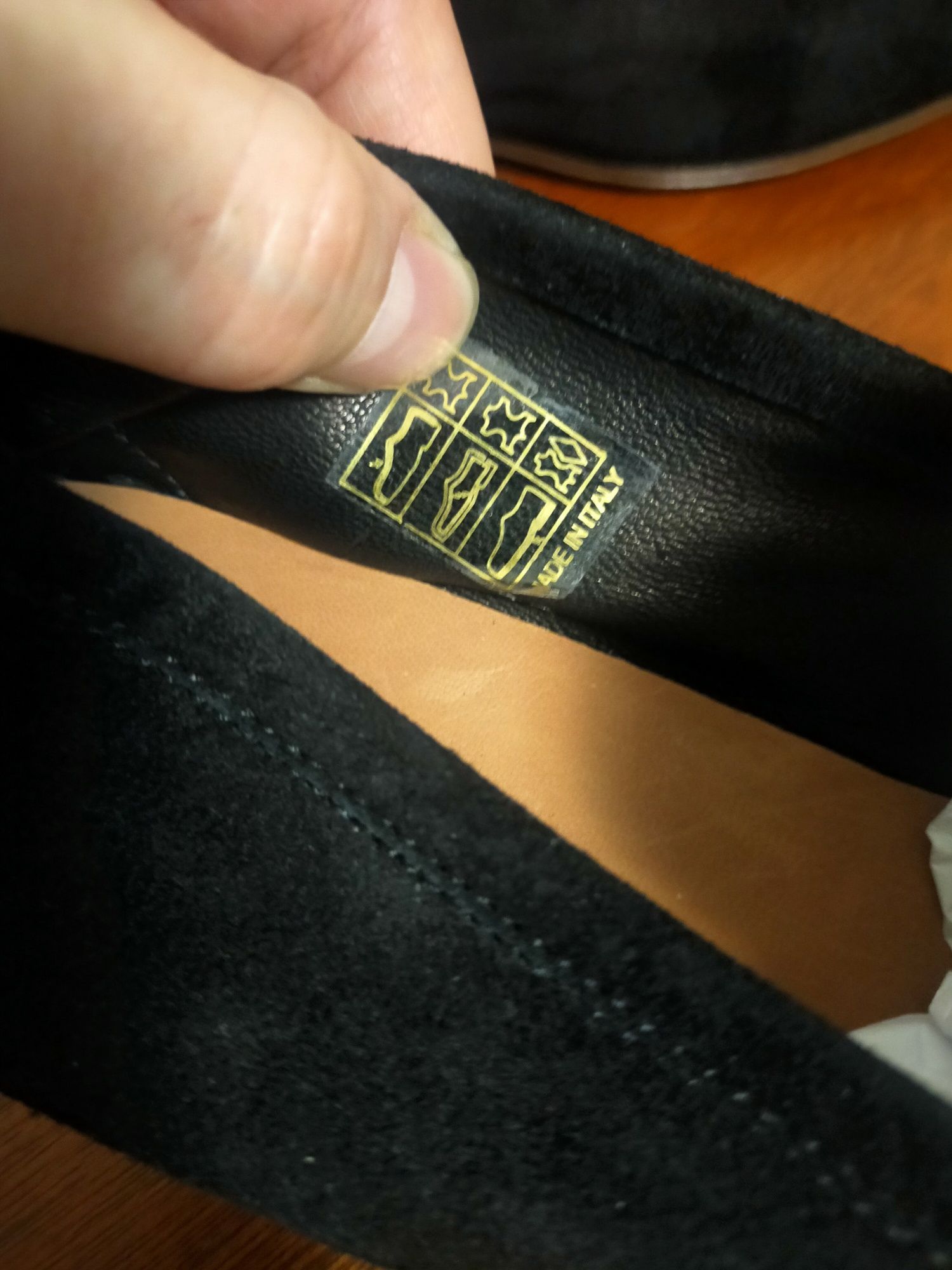 Продам новые M.Gemi  и Mansur gavriel и truman's