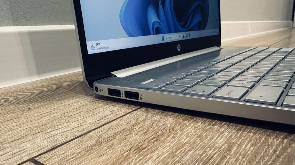 Ноутбук HP Ryzen 5-5/16GB/512GB SSD/Видеокарта 8GB